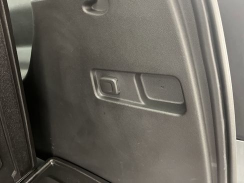 Used 2023 GMC Acadia Denali w/ Denali Ultimate Package image 35