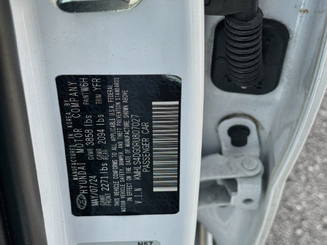 Used 2024 Hyundai Elantra SEL w/ Convenience Package FWD image 34