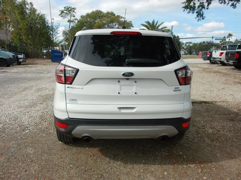 Used 2018 Ford Escape SE FWD image 7