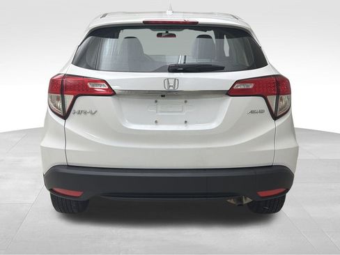 Used 2022 Honda HR-V LX image 8
