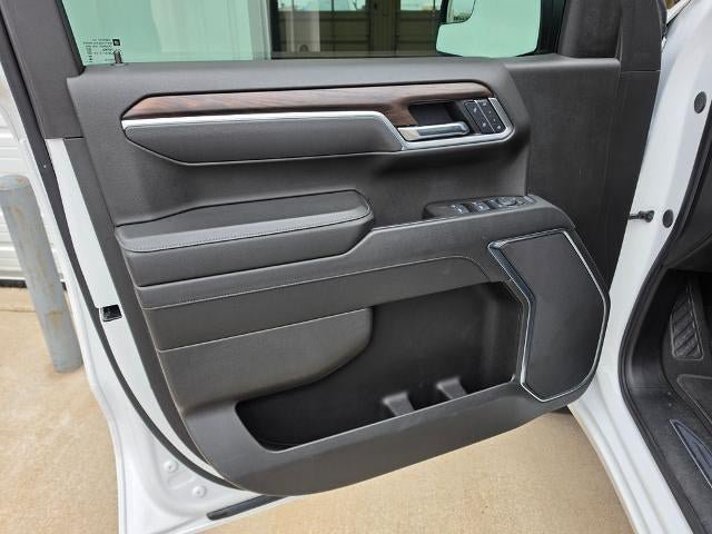 Used 2025 GMC Sierra 1500 SLT AWD/4WD image 19