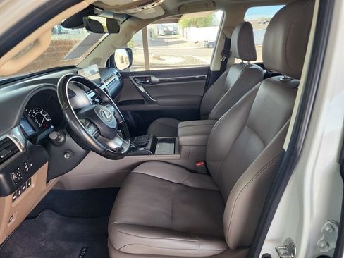 Used 2023 Lexus GX 460 Premium image 30