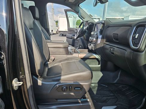 Used 2019 GMC Sierra 1500 SLT w/ SLT Premium Plus Package AWD/4WD image 28