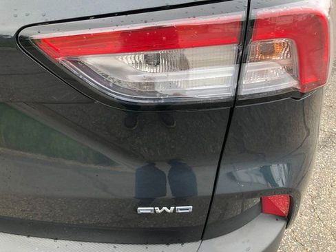 Used 2022 Ford Escape SEL AWD/4WD image 2