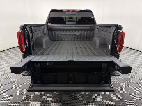 Certified 2024 GMC Sierra 1500 Denali AWD/4WD image 17