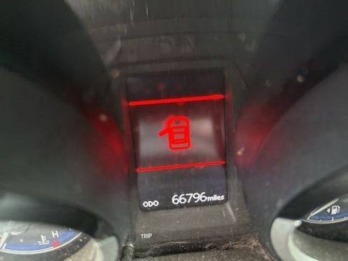 Used 2016 Toyota Corolla S FWD image 9