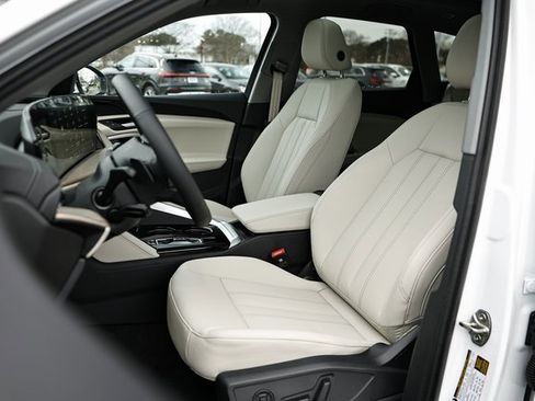 New 2025 Audi Q5 2.0T Premium image 20