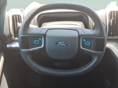 Used 2025 Ford Expedition Max Active RWD image 19