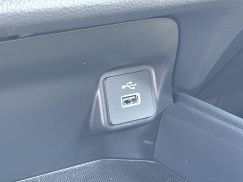 Used 2025 Honda HR-V Sport image 28