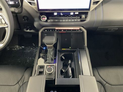 New 2026 Toyota Tundra Platinum image 13