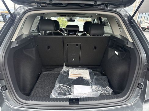 New 2026 Volkswagen Taos SE image 45