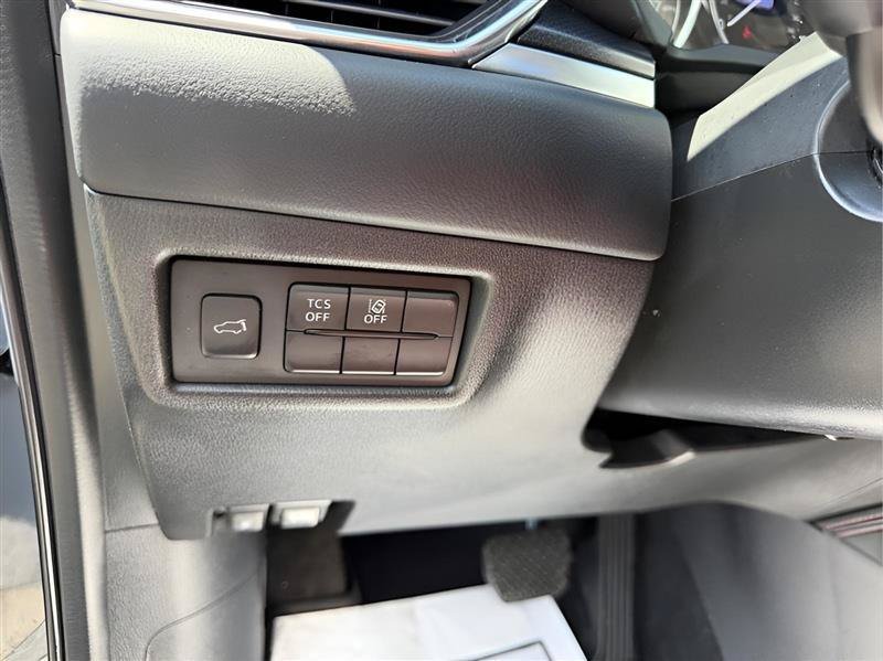 Used 2021 MAZDA CX-5 Carbon Edition FWD image 21