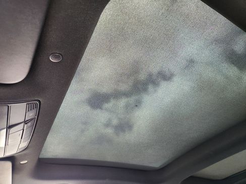 Certified 2021 Mercedes-Benz GLC 300 image 25