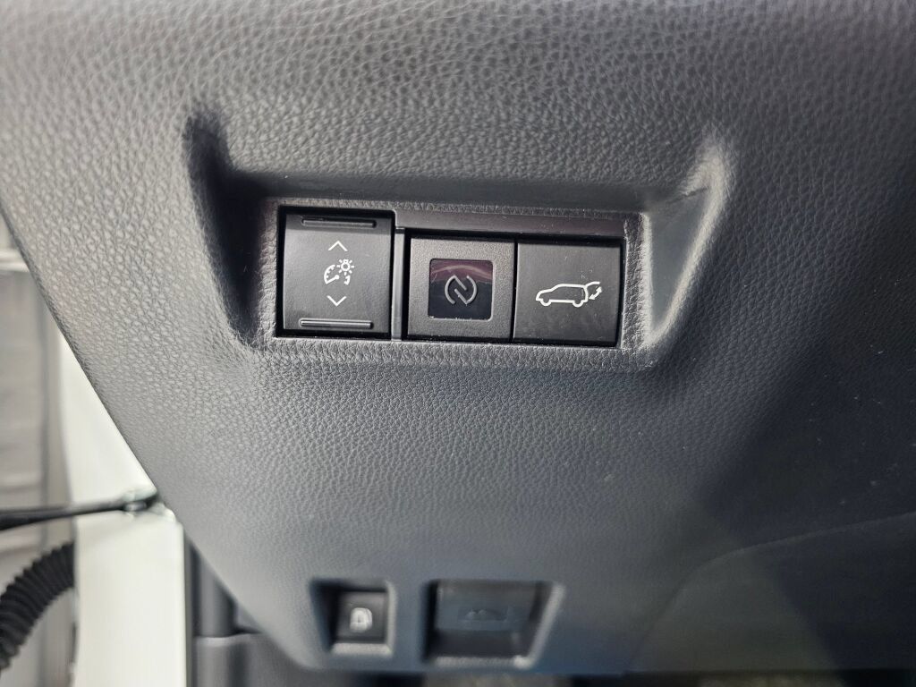 Used 2026 Toyota RAV4 XLE Premium AWD/4WD image 23