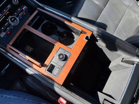 Used 2019 Lincoln Navigator L Reserve image 30