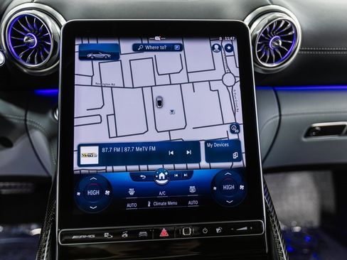 Used 2022 Mercedes-Benz SL 63 AMG 4MATIC image 15