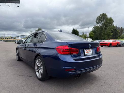 Used 2018 BMW 330i Sedan RWD image 6