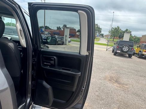 Used 2019 RAM 1500 Tradesman w/ Chrome Plus Package RWD image 21