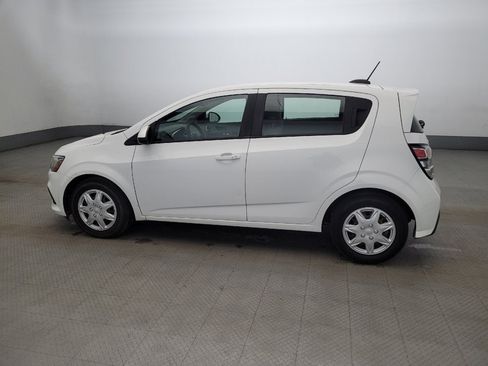 Used 2020 Chevrolet Sonic LT image 3