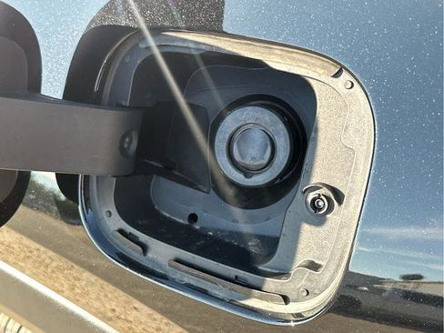 New 2026 Chevrolet Equinox RS w/ LPO, Floor Liner Package image 15