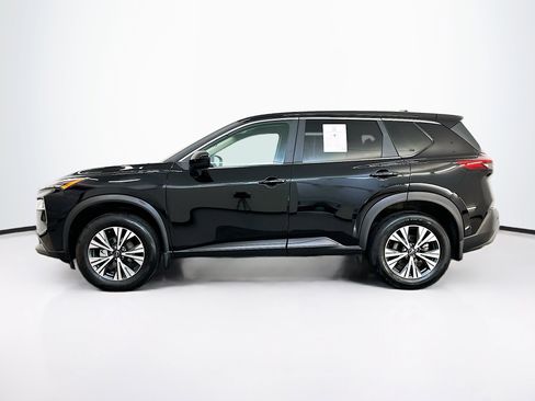 Used 2023 Nissan Rogue SV image 4