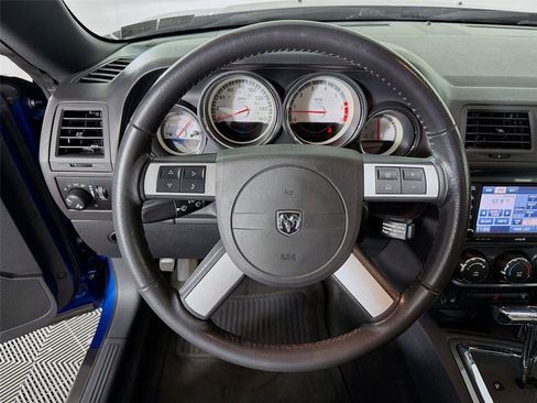 Used 2010 Dodge Challenger R/T RWD image 3