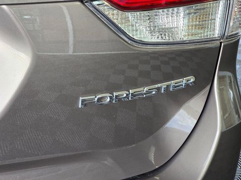 Used 2024 Subaru Forester Limited AWD/4WD image 14