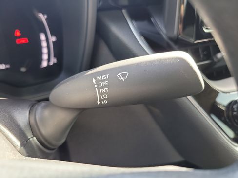 Certified 2026 Toyota Corolla LE image 28