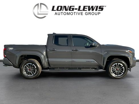 Used 2025 Toyota Tacoma SR5 image 8