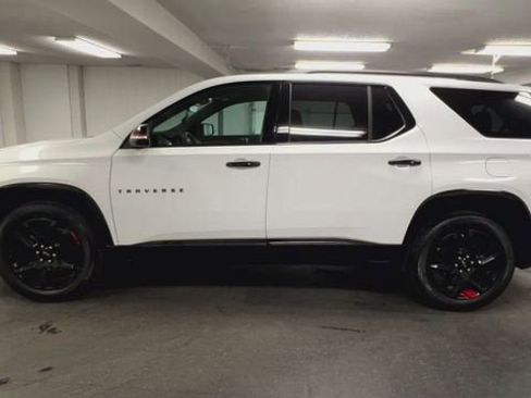 Certified 2023 Chevrolet Traverse Premier w/ Redline Edition image 5