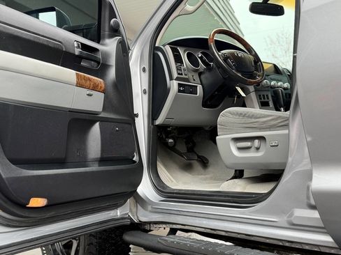 Used 2008 Toyota Tundra SR5 image 5