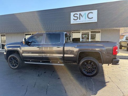 Used 2016 GMC Sierra 2500 Denali image 9