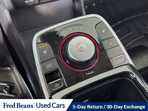 Used 2021 Kia Niro EX w/ Cold Weather Package image 22