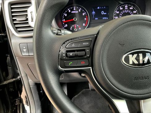 Used 2017 Kia Sportage LX AWD/4WD image 11