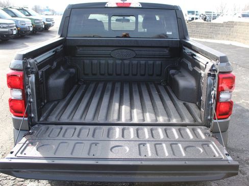 New 2026 Ford Maverick Lariat w/ Black Appearance Package image 18