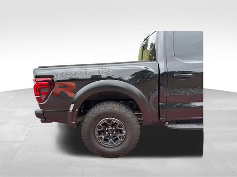 Used 2025 Ford F150 Raptor w/ Equipment Group 803A Raptor R AWD/4WD image 27