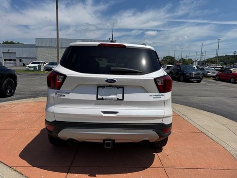 Used 2019 Ford Escape Titanium FWD image 5
