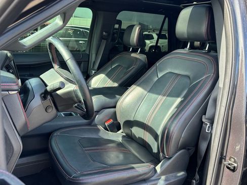 Used 2022 Ford Expedition Max Limited image 7