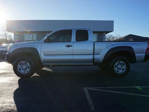 Used 2012 Toyota Tacoma PreRunner image 8