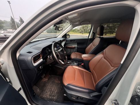 Used 2024 Ford Maverick Lariat w/ FX4 Off-Road Package AWD/4WD image 5
