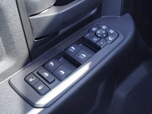 New 2026 RAM 2500 Tradesman AWD/4WD image 12