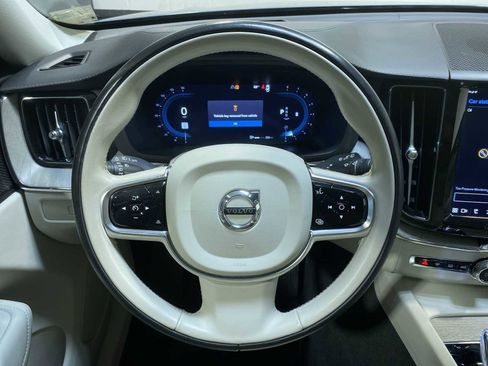 Used 2023 Volvo XC60 B6 Ultimate w/ Climate Package AWD/4WD image 15