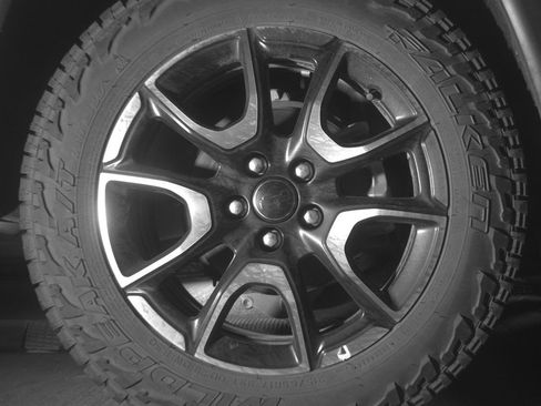 Used 2025 Jeep Compass Trailhawk image 15