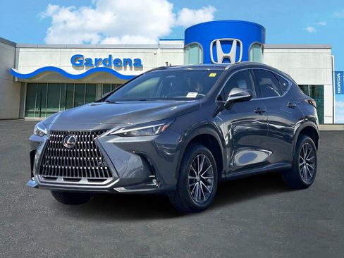 Used 2024 Lexus NX 350h AWD w/ Vision Package image 3
