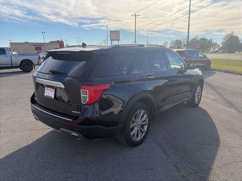 Used 2023 Ford Explorer Limited image 6