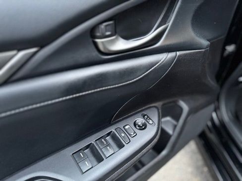 Used 2019 Honda Civic EX-L image 16