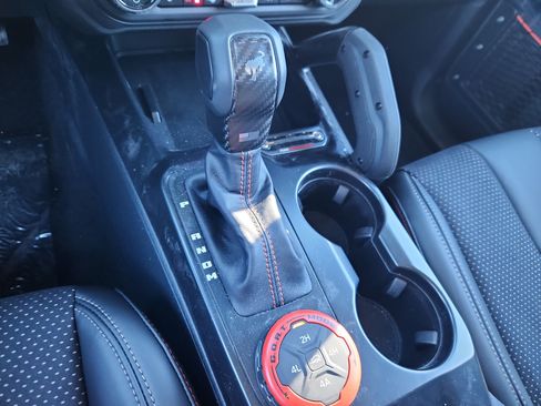 New 2025 Ford Bronco Raptor image 13