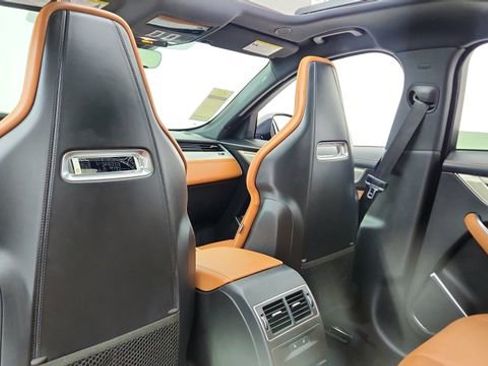 Used 2025 Jaguar F-PACE R-Dynamic S image 30