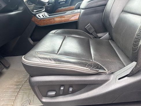 Used 2019 Chevrolet Silverado 3500 High Country w/ Duramax Plus Package AWD/4WD image 16
