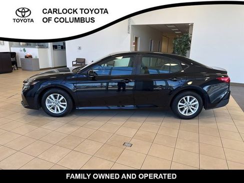 Used 2025 Toyota Camry LE FWD image 2